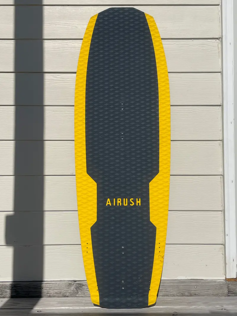 Airush Foil Skate V3 – 2022 Used Foil-Skate Hybrid Board