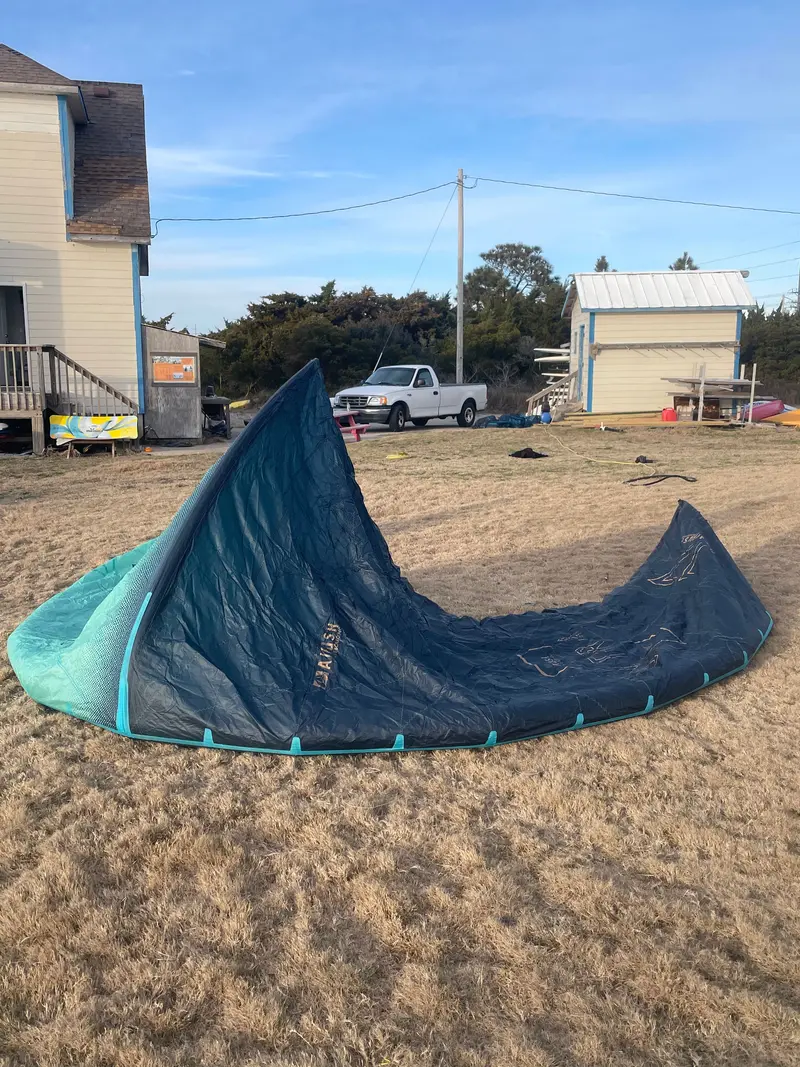 Airush Ultra V3 17m Kite – Pre-Owned Large Size