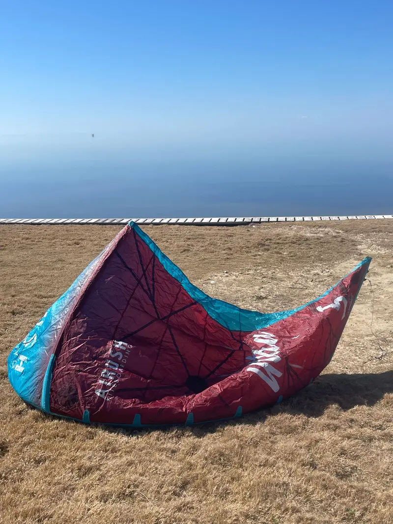 Airush Ultra V4 5m Kite – Pre-Owned