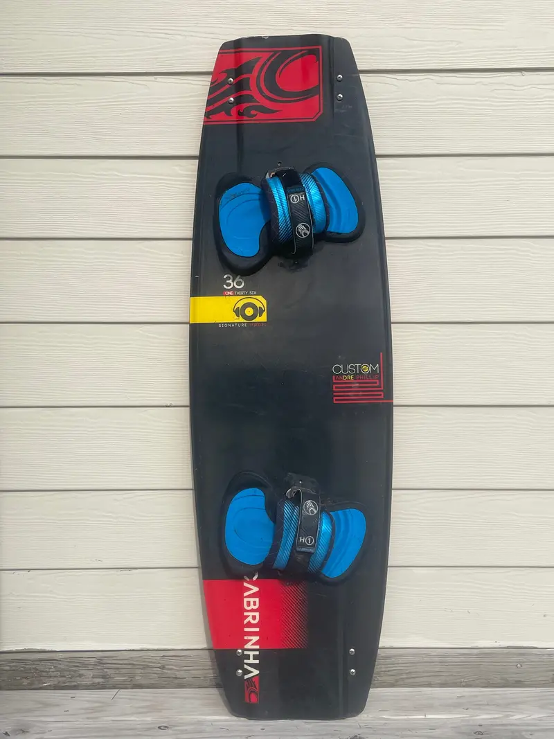 Cabrinha 136 Custom Andre Phillip Signature Kiteboard – Pre-Loved