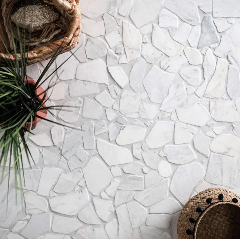 Calacatta Marble Cracked-Crazy Pattern Mosaic Tile