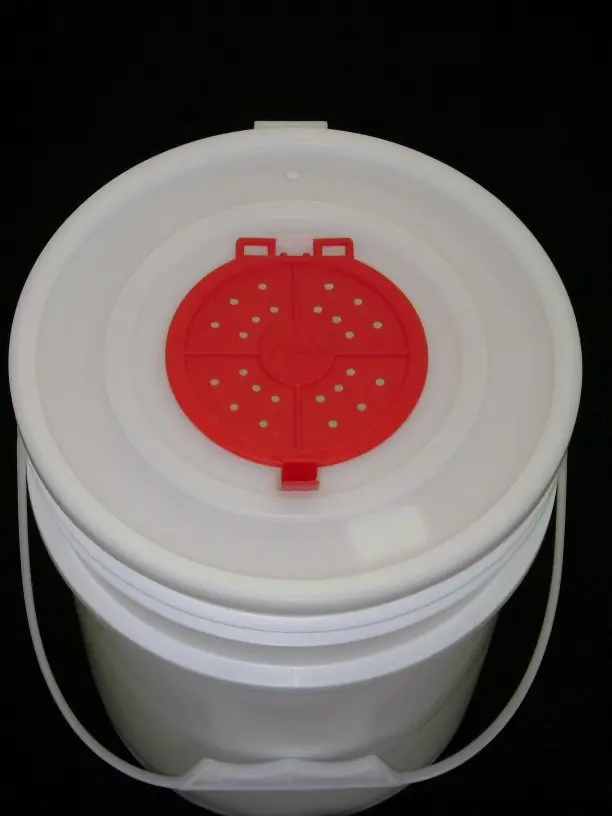 Challenge Five-Gallon Bucket Lid – Snap-Fit Cover for Standard Buckets