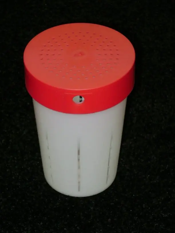 Challenge Plastic Cricket Box – Ventilated Bait Storage Container