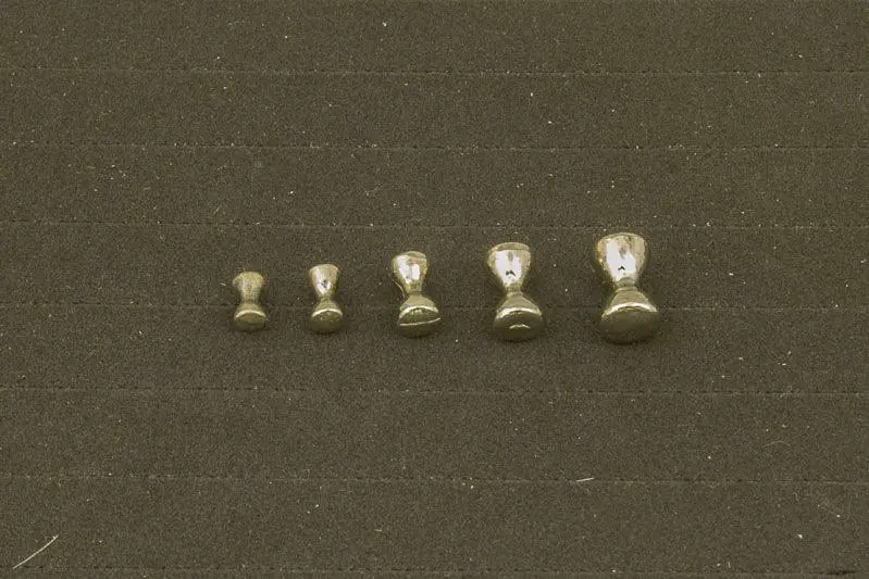 Presentation Nickel-Plated Lead Eyes for Fly Tying