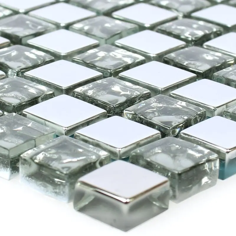Silver Cairo-Inspired Glass Mosaic – 30 × 30 cm