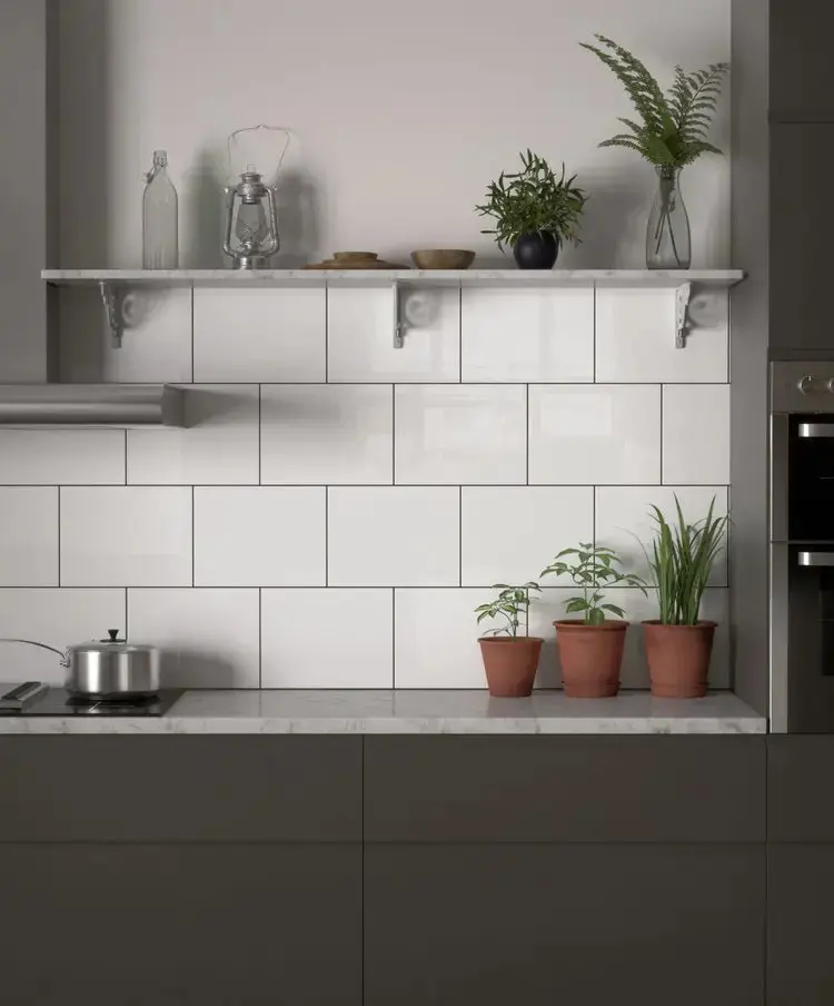 Simplicity White Gloss Wall Tile – 25x33cm Smooth Flat Finish for Modern Bathrooms