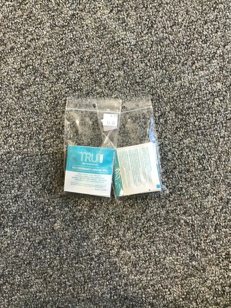 Tru Zip Waterproof High-Performance Lubricating Wipe