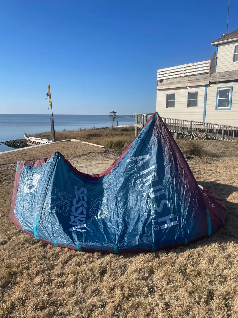 Used Airush Session V1 10m Kite