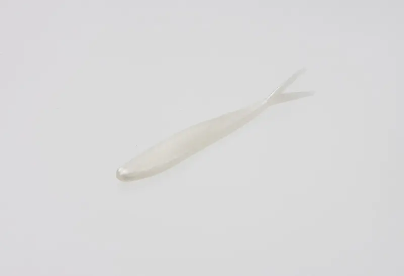 Zoom Fluke Swimming Worm – 4-Inch Pearl